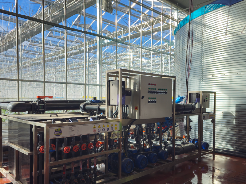 Keyway-Greenhouse-Irrigation-Systems-7 Keyway-Greenhouse-Irrigation-Systems-7